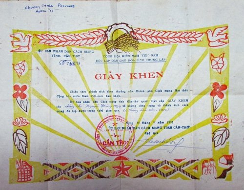  Vietnam War, NVA, Two Newspapers & Award Document, Chuong Thien Province '71 — image 5