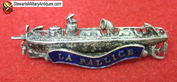  French WWII La Pallice Souvenir Pin — image 4
