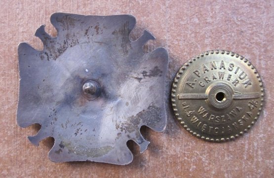  Polish 5th Regiment of Podhale Rifles Badge, Panasuik Mfg, Post WWII — image 3