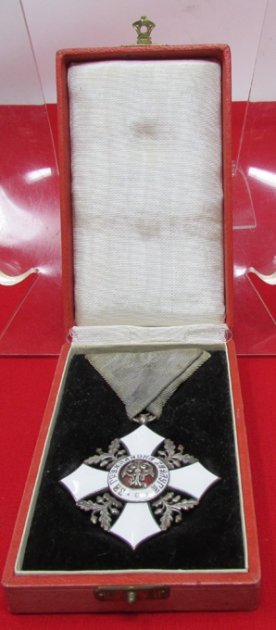  Bulgarian Order of Civil Merit, 5th Class, Cased — image 3