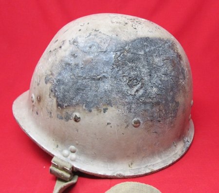  Gulf War Era Iraqi Battle Damaged Helmet — image 4