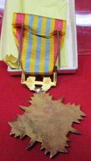  Vietnam, RVN, Armed Forces Honor Medal, First Class, Boxed — image 4
