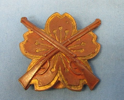  Japanese Meiji Era Bronze Marksmanship Badge, Scorebook & Document Set — image 4
