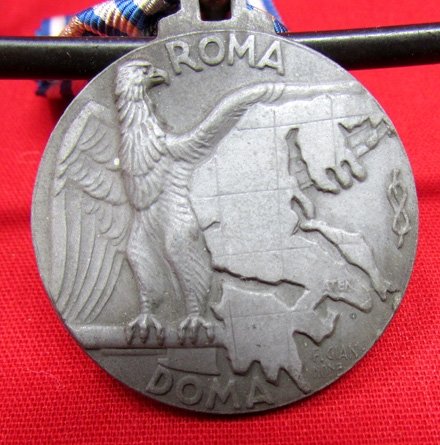  Italian WWII Occupation of Greece Medal, 1941 — image 3