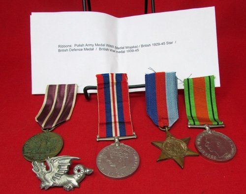  Polish WWII 16th Ind. Armored Brigade, Officers Battledress, Beret, Photos & Medals — image 14