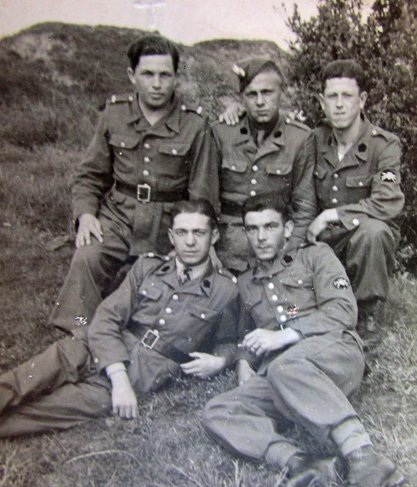  Polish WWII 16th Ind. Armored Brigade, Officers Battledress, Beret, Photos & Medals — image 23