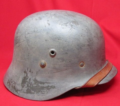  Hungarian WWII Steel Helmet, M1935-38, Complete — image 4