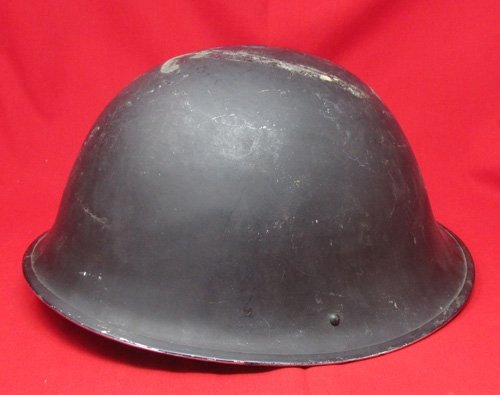  British Korean War Turtle Helmet, Complete — image 3