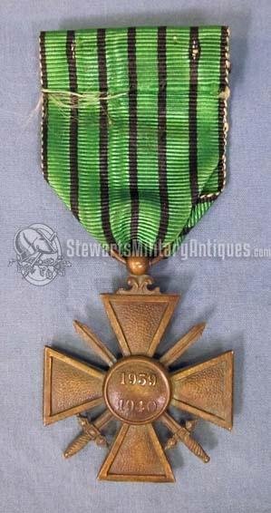  French WWII Croix de Guerre, Vichy Ribbon, Army Level — image 3