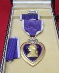US WWII Slot Brooch Purple Heart, Cased, Complete