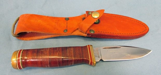 US Cold War USMC 94, Parachutist Knife Sheath, Ontario Mfg — image 3
