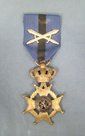Belgian Order of Leopold I, Knight Class w' Crossed Swords
