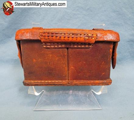  Japanese WWII Type 99 Leather Front Ammo Pouch   — image 2