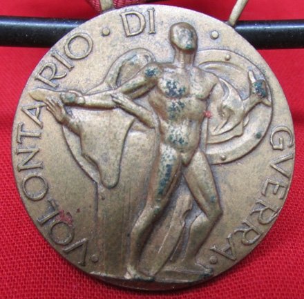  Italian WWII War Volunteer Medal — image 3