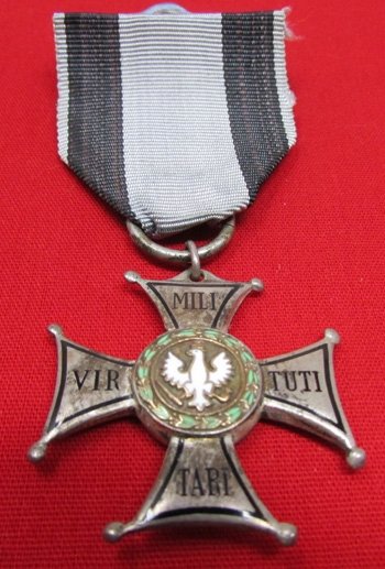  Polish WWII Vituti-Militari, French Mfg — image 2