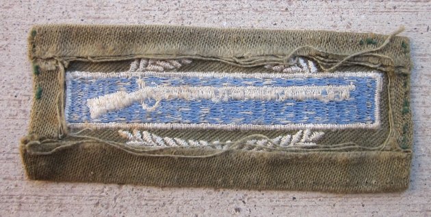  US Vietnam War, Theater Mfg Combat Infantry Badge — image 3