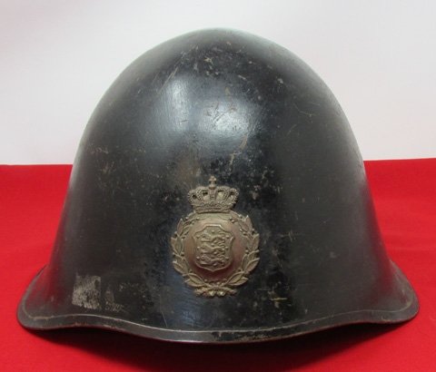  Danish WWII M1923 Steel Helmet, Complete — image 2