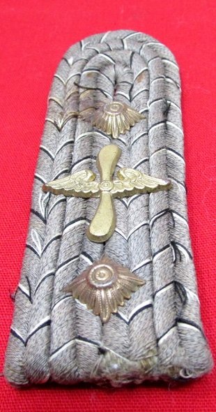  German WWI Prussian Aviation Hauptman Shoulder Board — image 2