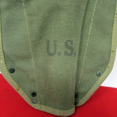  US WWII, M1943 GI Folding Shovel & 1st Pattern Carrier, Ames 1944 — image 6