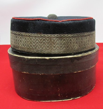  British Victorian Era, Honorable Artillery Officers Pillbox Cap & Box — image 2