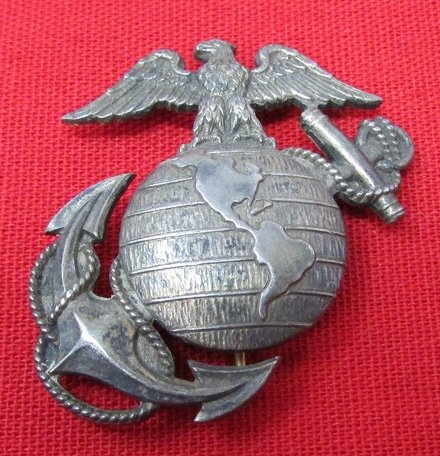  US WWII, USMC Eagle Globe and Anchor, Sterling, Pinback — image 2
