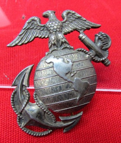  US WWII, USMC Eagle Globe and Anchor, Sterling, Pinback — image 3