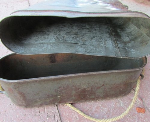  Italian WWI Gas mask container & Vaseline Lubricant Can — image 4