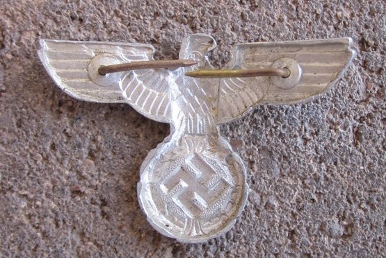 German WWII Silver NSDAP Hat Eagle, Short Wings, RZM 1/53 — image 3