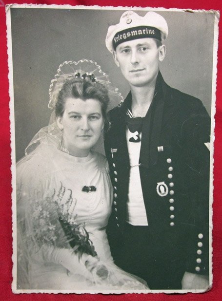 German WWII Postcard, Kriegsmarine Wedding 1943, Minesweeper Badge — image 2