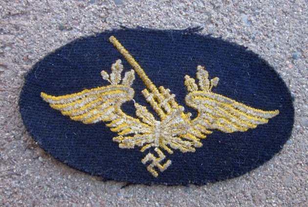 German WWII Yellow on Blue Flak Patch — image 3