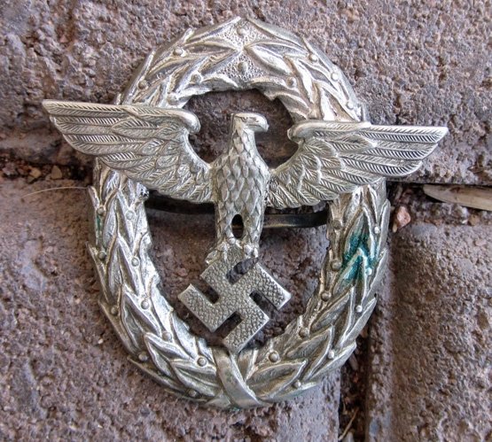 German WWII Early Pattern Police Hat Eagle — image 2