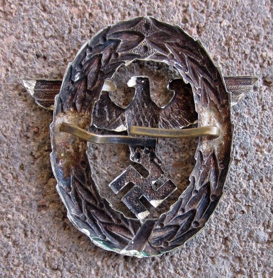 German WWII Early Pattern Police Hat Eagle — image 3