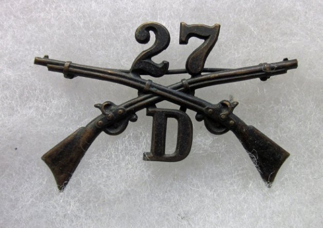 US Ca 1907 Enlisted Service Coat Collar Insignia, Infantry, Co. D, 27th Rgt — image 2