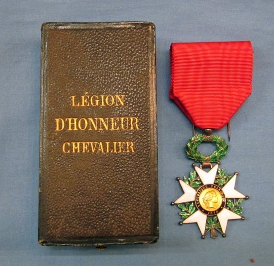 French WWI Era Legion d'Honneur, Officer, Cased — image 2