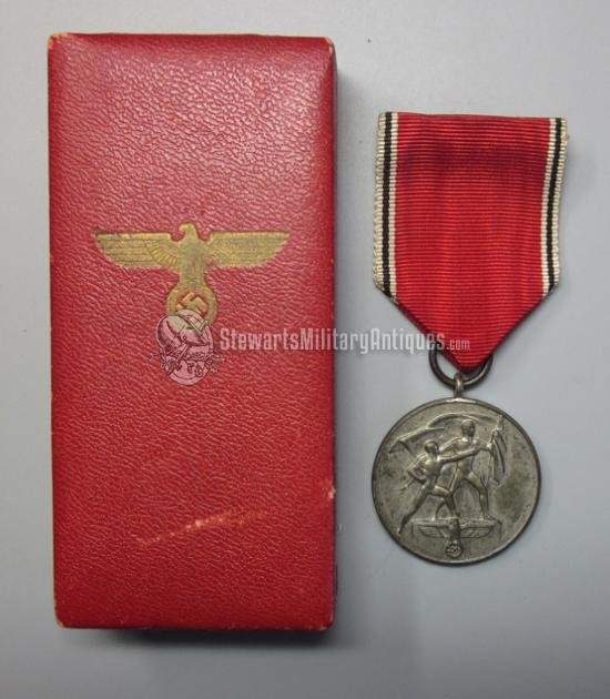 German WWII Austrian Anschluss Medal, 13 Marz 1938, Cased — image 2