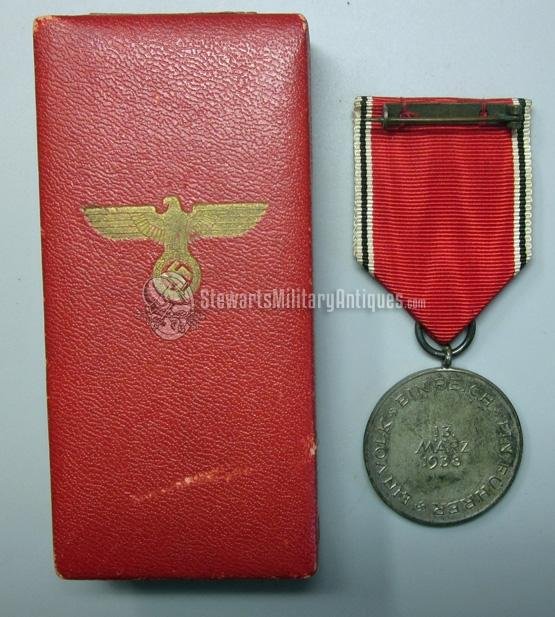 German WWII Austrian Anschluss Medal, 13 Marz 1938, Cased — image 3