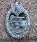 German WWII Panzer Assault Badge in Silver, Type B 'Daisy'