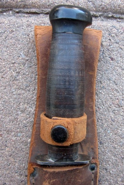 US WWII USN Mk1 Utility Knife, Camillus Mfg, Leather Sheath — image 2