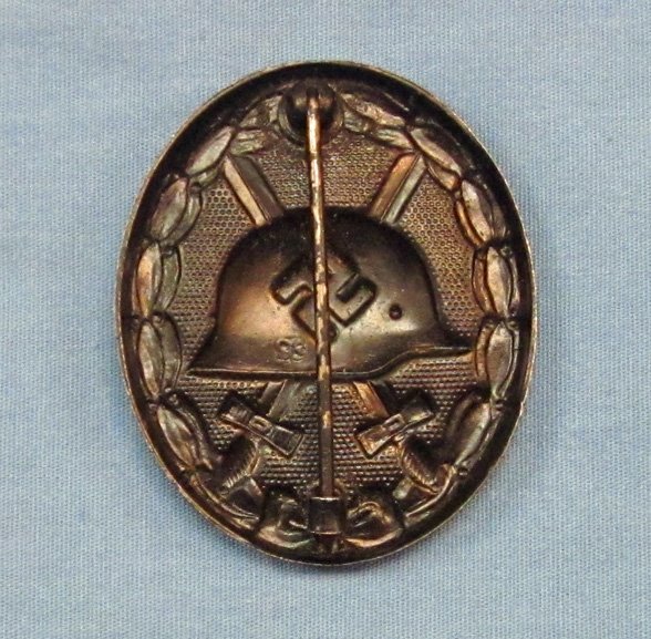 German WWII Black Wound Badge, Steel, Maker Marked 80 — image 3