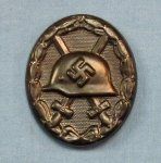 German WWII Black Wound Badge, Steel, Maker Marked 80