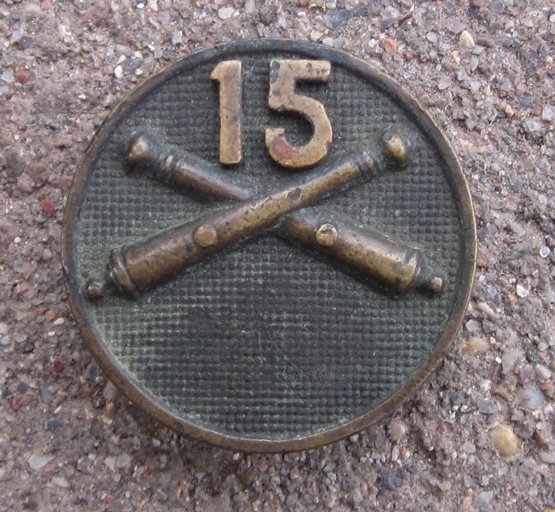 US WWI Enlisted Collar Disc, 15th Artillery, 2nd Division AEF — image 2