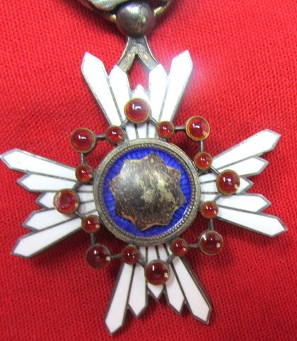 Japanese Order of the Sacred Treasure 6th Class, French Manufacture — image 3
