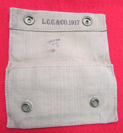 US WWI Double Snap Bandage Pouch, L.C.C.. & Co. 1917 — image 3