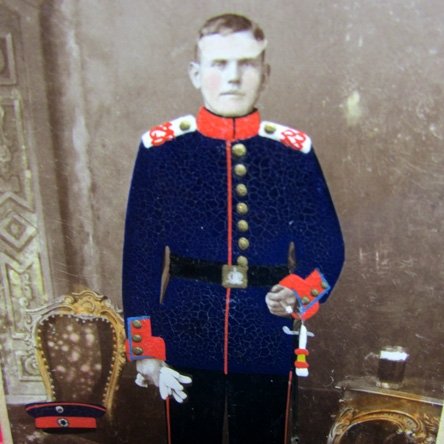 German Imperial Era, Colorized CDV, Full Standing Oldenburg Soldier — image 3