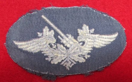 German WWII, Luftwaffe Flak Artillery Sleeve Insignia — image 3