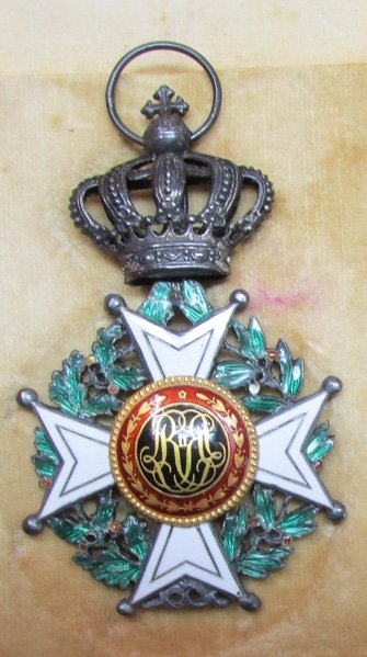 Belgian 1890's Order of Leopold Medals & Document Grouping — image 9