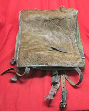 German WWII M1934 Tornister & Y-Straps Set — image 2