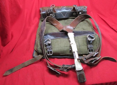 German WWII M1934 Tornister & Y-Straps Set — image 3