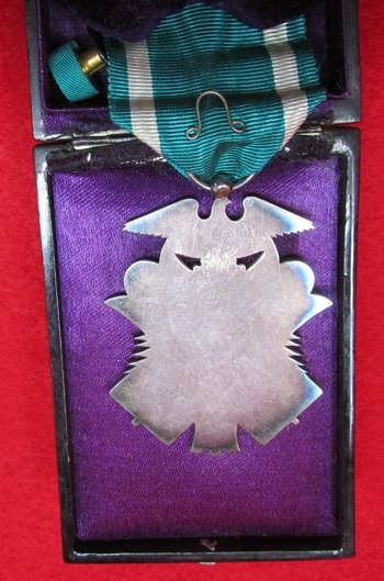 Japanese WWII, 7th Class Order of the Golden Kite, Cased — image 5