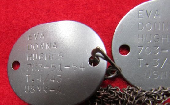 US WWII USNR Woman's Dog Tag Set with Neck Chain — image 3